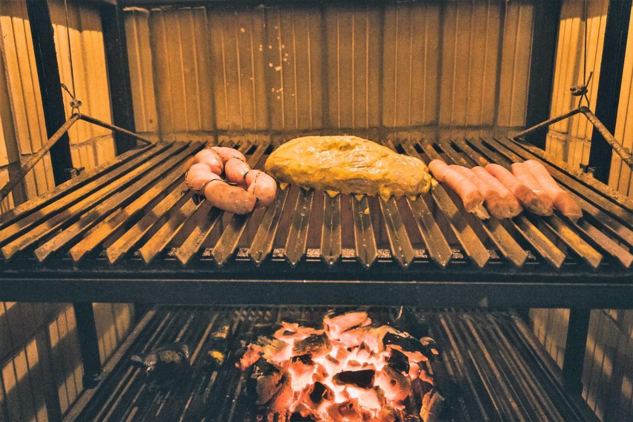 "Nueva La Grappa" Hotel & Posada Altos エクステリア 写真